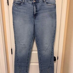 Good American Light Blue Straight Leg Jeans